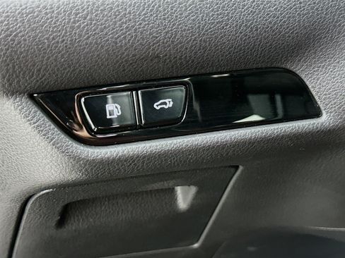 Used 2024 Lexus NX 250 FWD image 17