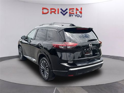 Used 2026 Nissan Rogue Platinum w/ Platinum Premium Package AWD/4WD image 6