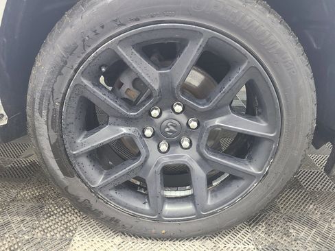 Used 2020 RAM 1500 Laramie image 9