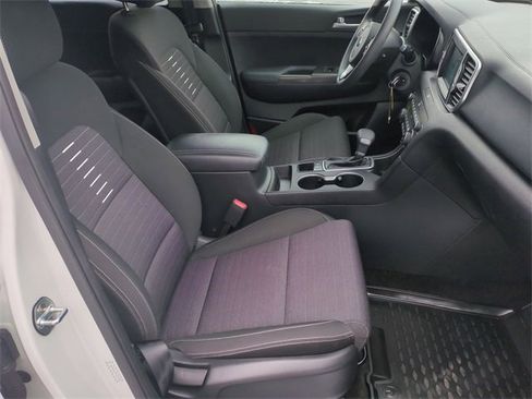 Used 2019 Kia Sportage LX w/ LX Popular Package image 26