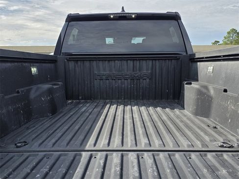 Used 2024 Toyota Tacoma TRD Off-Road image 26
