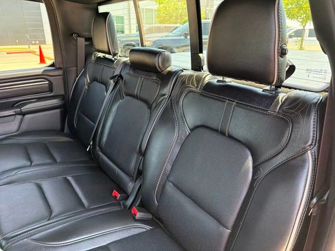 Used 2022 RAM 1500 Limited AWD/4WD image 18
