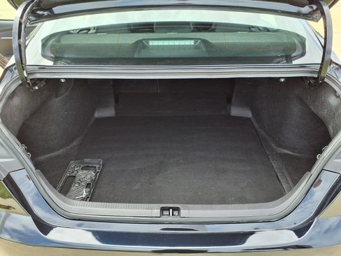 Used 2025 Toyota Camry SE FWD image 12