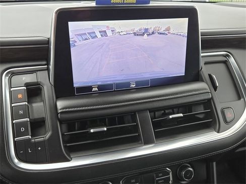 Used 2021 Chevrolet Tahoe LT image 19