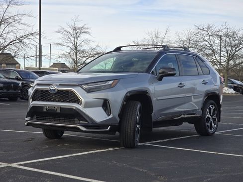 Used 2022 Toyota RAV4 XSE image 15