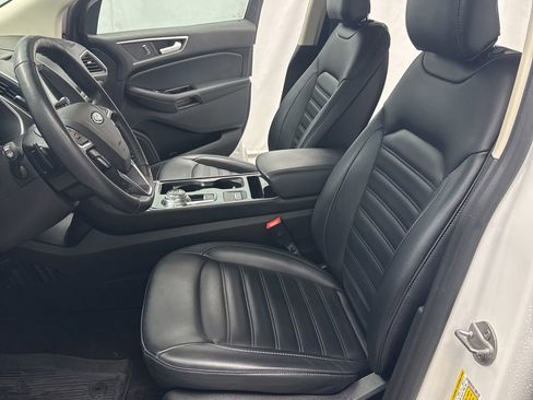 Certified 2019 Ford Edge SEL w/ Equipment Group 201A image 9