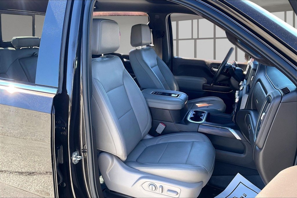 Used 2019 GMC Sierra 1500 SLT w/ SLT Premium Plus Package AWD/4WD image 30