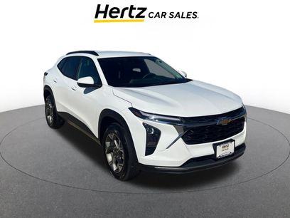 Used 2025 Chevrolet Trax LT