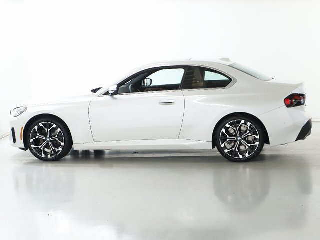 Used 2025 BMW 230i xDrive Coupe w/ Premium Package AWD/4WD image 40