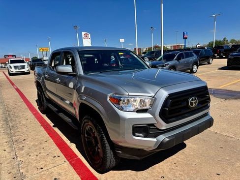 Used 2022 Toyota Tacoma SR w/ SR Convenience Package image 9