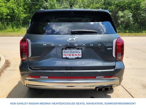 Used 2025 Hyundai Palisade Calligraphy AWD/4WD image 4