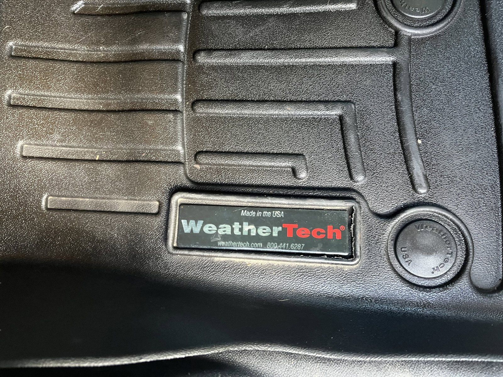 Used 2017 Jeep Wrangler Unlimited Sahara w/ Connectivity Group AWD/4WD image 18