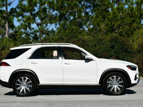 Used 2024 Mercedes-Benz GLE 450 4MATIC image 7