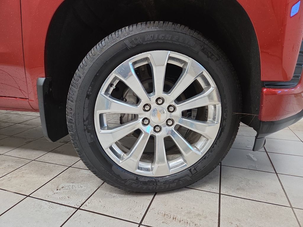 Used 2022 Chevrolet Silverado 1500 High Country AWD/4WD image 6