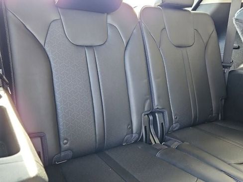 Used 2022 Kia Sorento S image 36