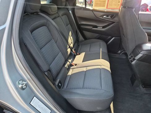 Used 2025 Chevrolet Equinox LT AWD/4WD image 30