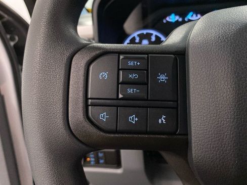 New 2025 Ford F550 4x4 SuperCab Super Duty image 16