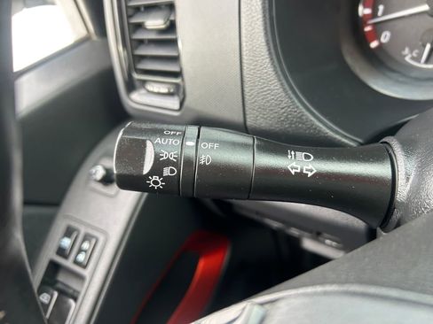 Used 2022 Nissan Frontier PRO-4X w/ Off-Road Protection Package image 23