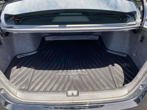 Used 2019 Honda Accord EX-L image 35