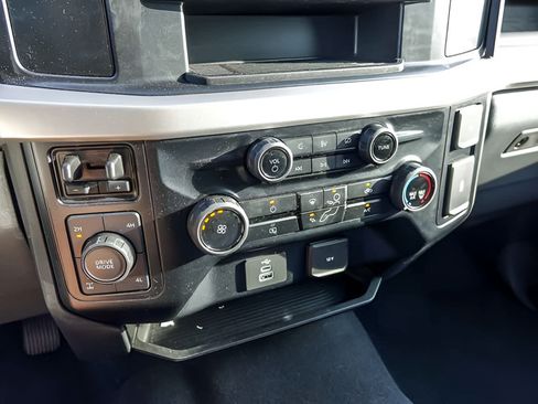 Used 2024 Ford F250 XL w/ STX Appearance Package AWD/4WD image 21