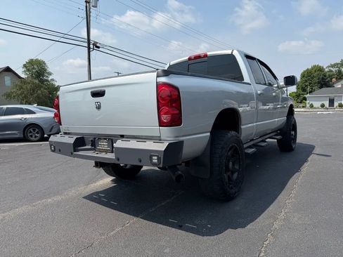 Used 2009 Dodge Ram 2500 Truck SLT w/ Popular Equipment Group AWD/4WD image 3