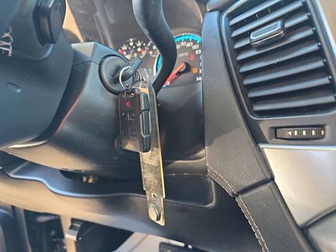 Used 2017 Chevrolet Tahoe LT image 30