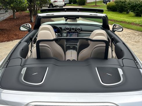 Certified 2025 Mercedes-Benz CLE 300 4MATIC Cabriolet image 15