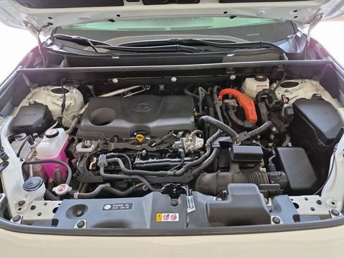 Used 2023 Toyota RAV4 XLE AWD/4WD image 23