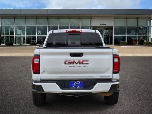 Used 2024 GMC Canyon Elevation w/ Elevation Premium Package AWD/4WD image 5