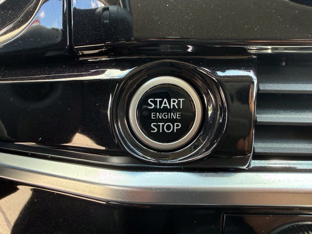 Used 2023 Nissan Pathfinder SV AWD/4WD image 28