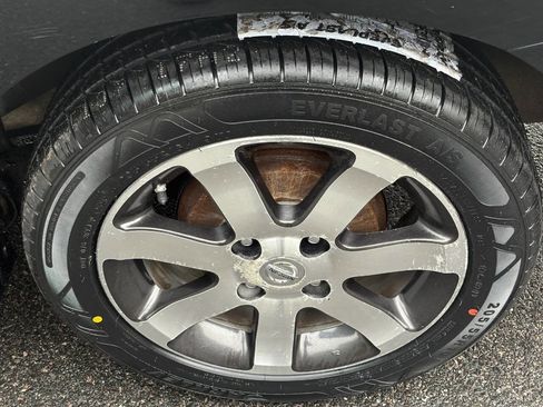 Used 2012 Nissan Sentra 2.0 SR w/ Special Edition Pkg image 15