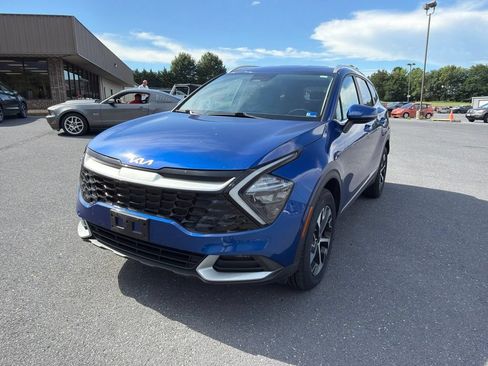 Used 2023 Kia Sportage EX AWD/4WD image 1