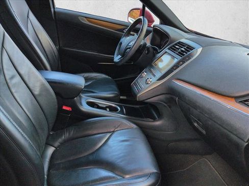 Used 2019 Lincoln MKC Select w/ Select Plus Package image 21