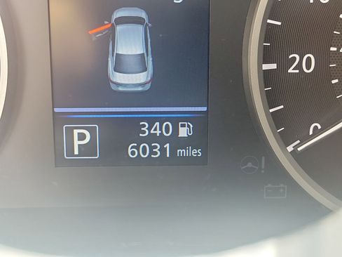 Certified 2025 Nissan Sentra S image 24