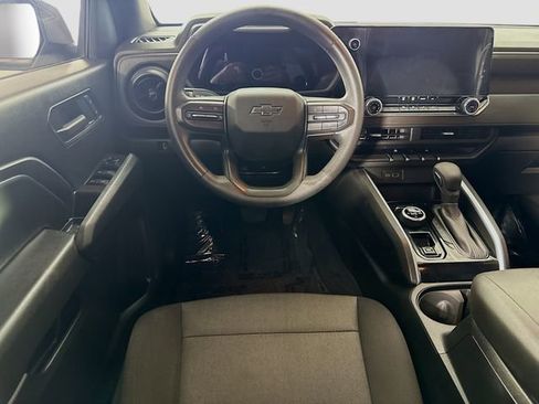 Used 2023 Chevrolet Colorado Trail Boss image 21