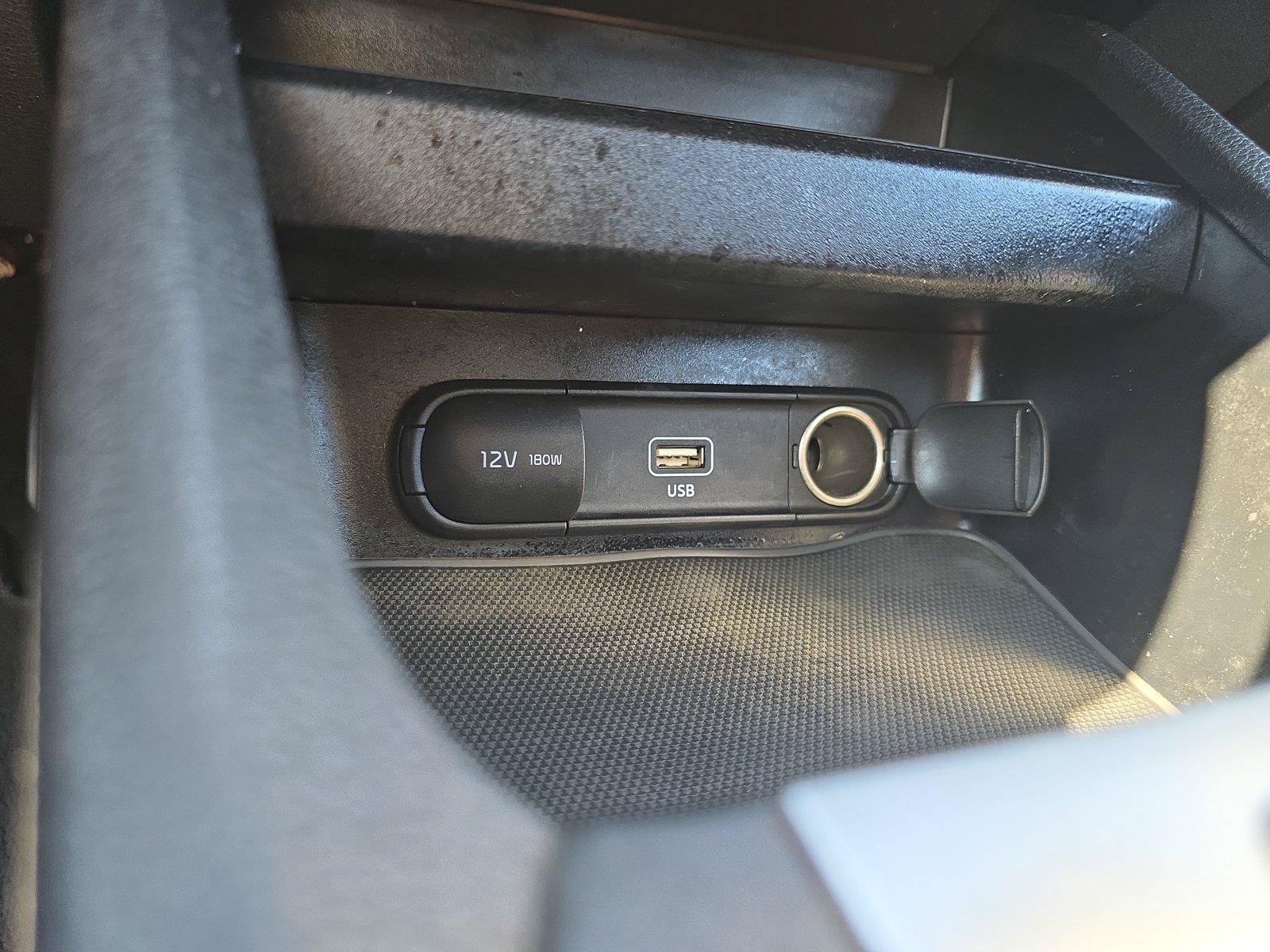 Used 2022 Kia Forte LXS FWD image 25