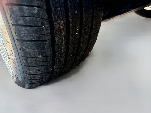 Used 2024 Genesis G80 image 3