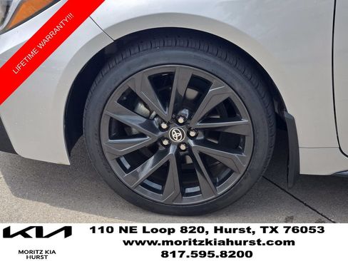 Used 2023 Toyota Corolla SE w/ Carpet Mat Package (TMS) FWD image 17