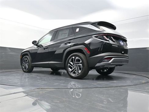 New 2026 Hyundai Tucson Limited image 36