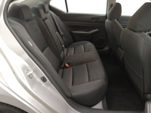 Used 2024 Nissan Altima 2.5 SV image 19