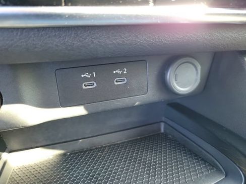Used 2024 Nissan Rogue SV AWD/4WD image 33