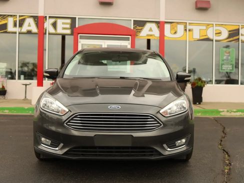 Used 2018 Ford Focus Titanium FWD image 2