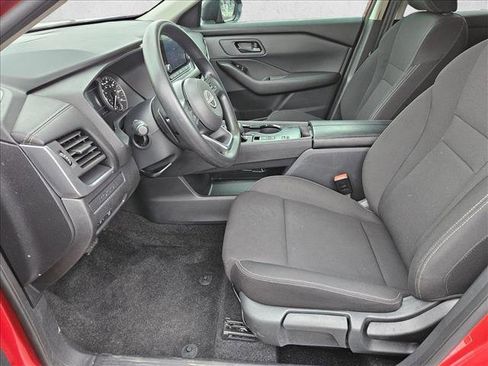 Used 2024 Nissan Rogue S image 14