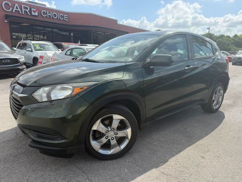 Used 2016 Honda HR-V LX image 1