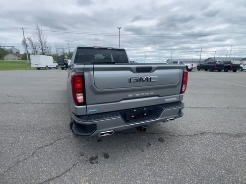 Used 2024 GMC Sierra 1500 Elevation w/ X31 Off-Road Package AWD/4WD image 7