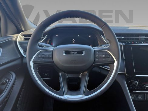 New 2026 Jeep Grand Cherokee Laredo AWD/4WD image 10