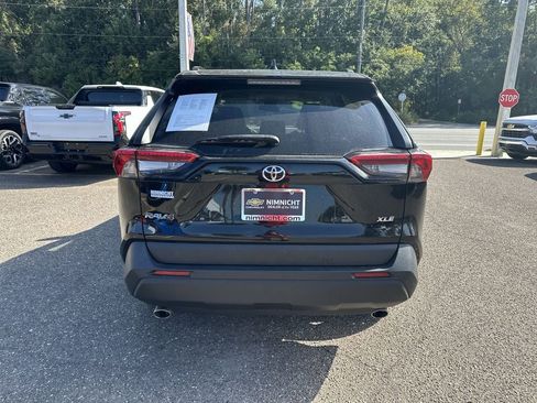 Used 2023 Toyota RAV4 XLE image 15
