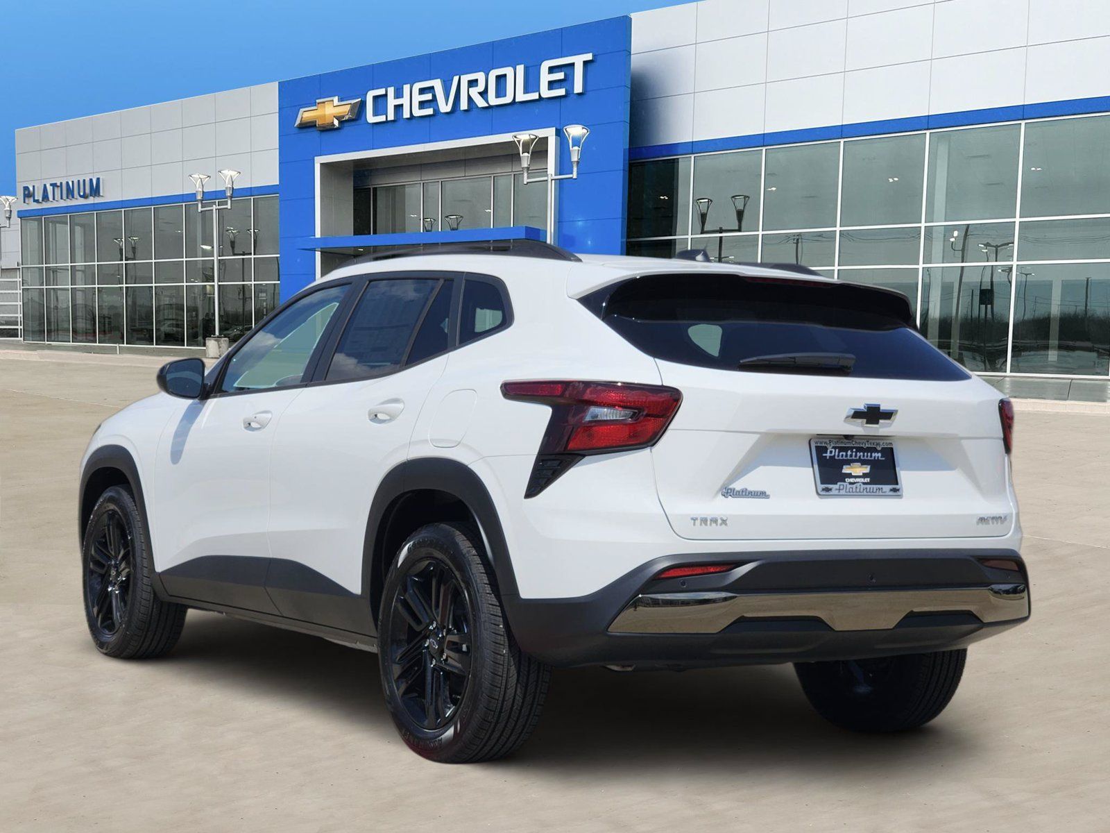 New 2026 Chevrolet Trax ACTIV w/ Sunroof Package FWD image 4