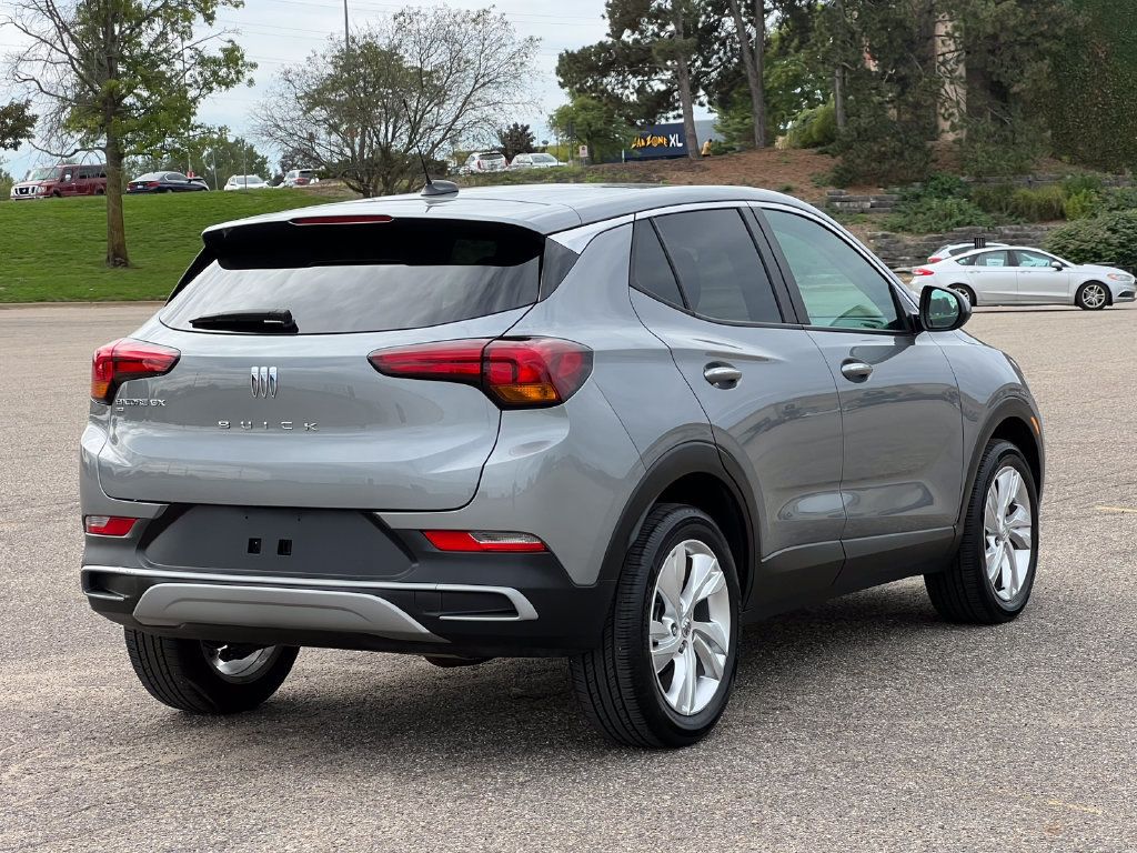 Used 2024 Buick Encore GX Preferred AWD/4WD image 41