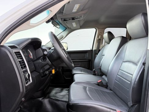 Used 2021 RAM 1500 Tradesman w/ Chrome Appearance Group image 21